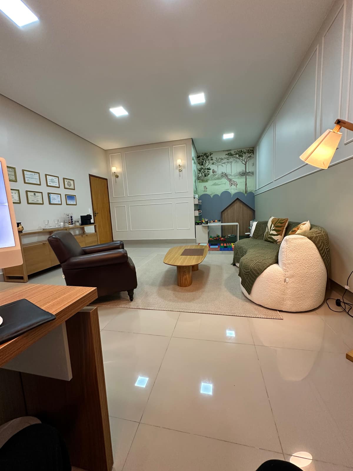 Consultório do Dr. Bruno Soares, ambiente acolhedor